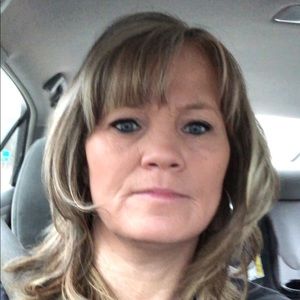 Meet your Posher, Vickie